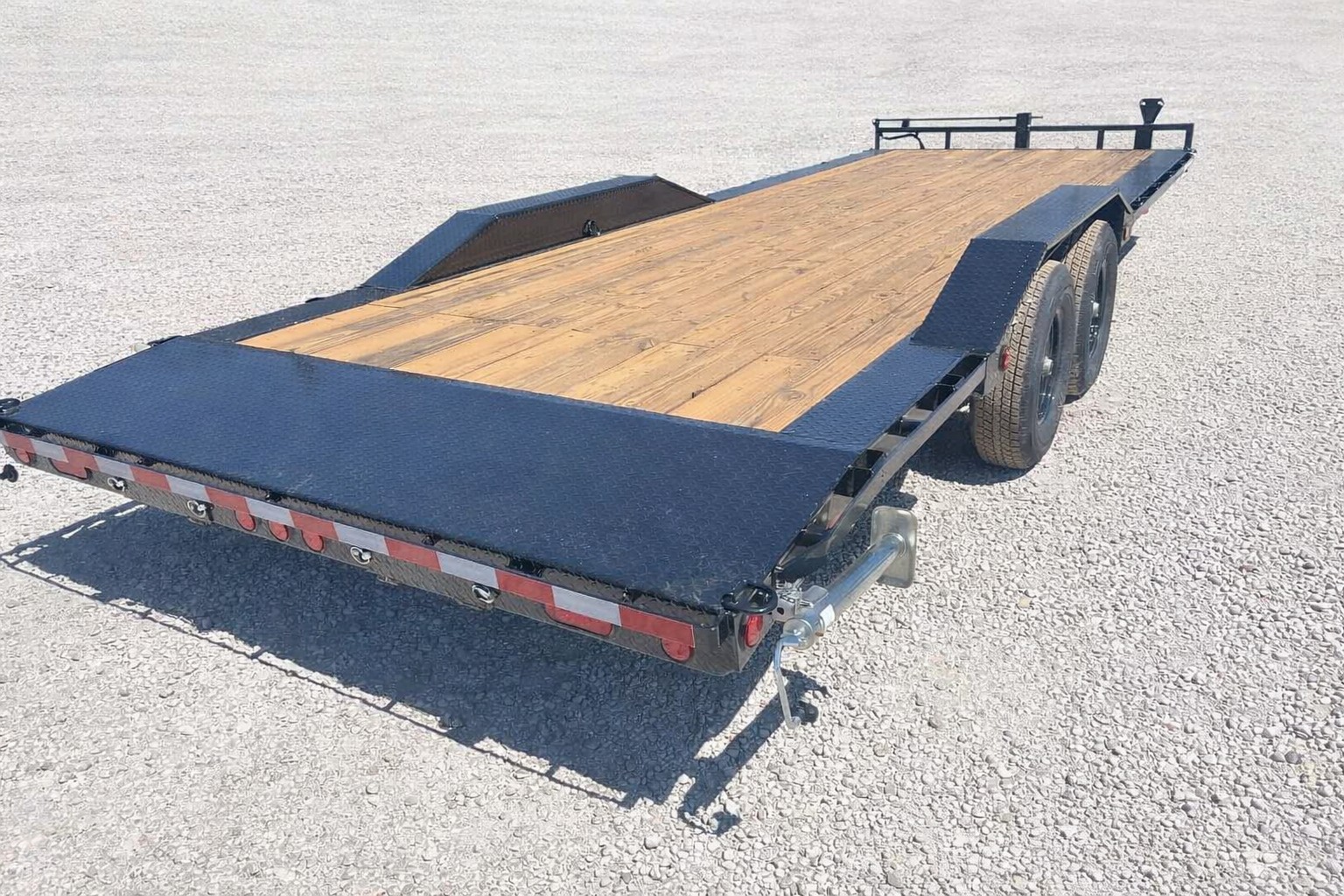 24' Equipment Trailer thumbnail 2