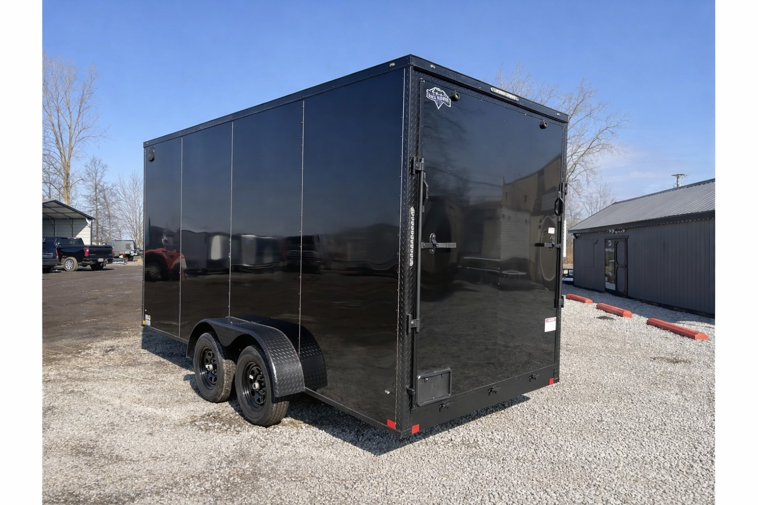 16' Enclosed Trailer thumbnail 3