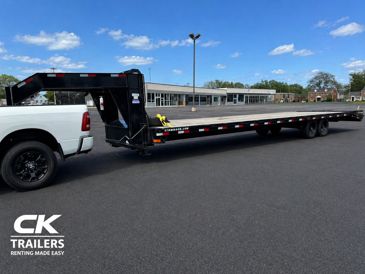 35' Gooseneck Trailer thumbnail 4