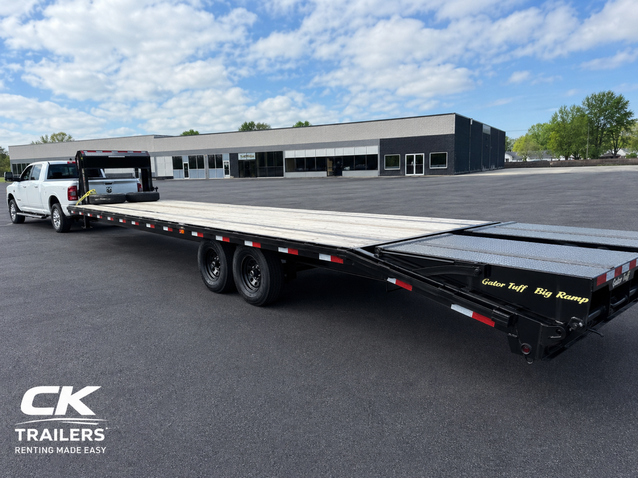 35' Gooseneck Trailer thumbnail 5