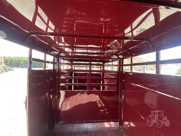 16' Livestock Trailer thumbnail 4